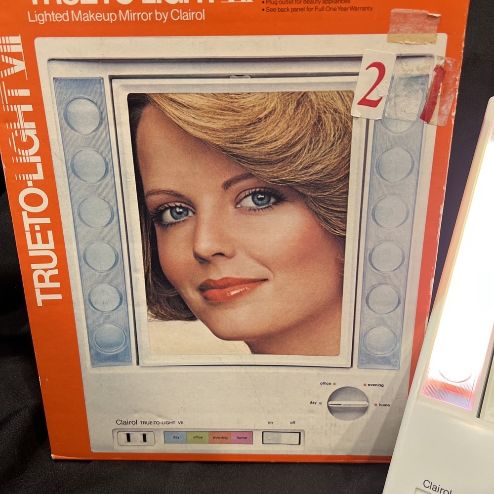 70s Vintage Clairol True-To-Light VII Lighted Makeup Mirror Original Box Tested